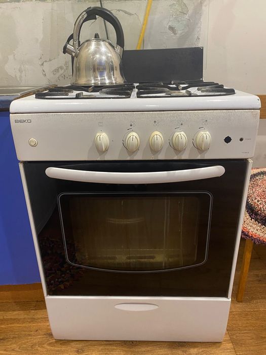 Газовая плита, рабочая б/у