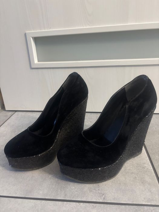 Дамски обувки стилни