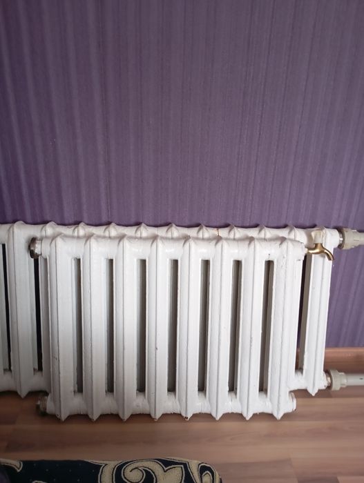 Продам батареи чугунная