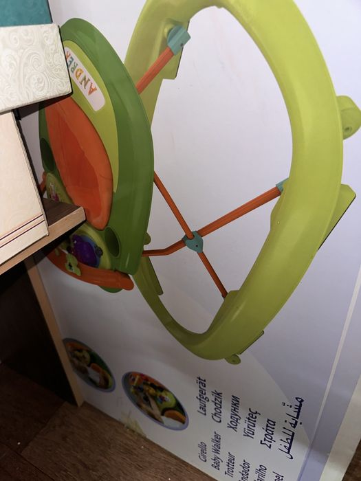 Продам ходунки от chicco