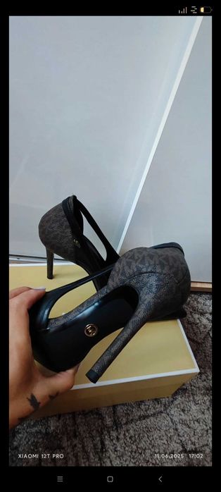 Pantofi Michael Kors mărimea 40