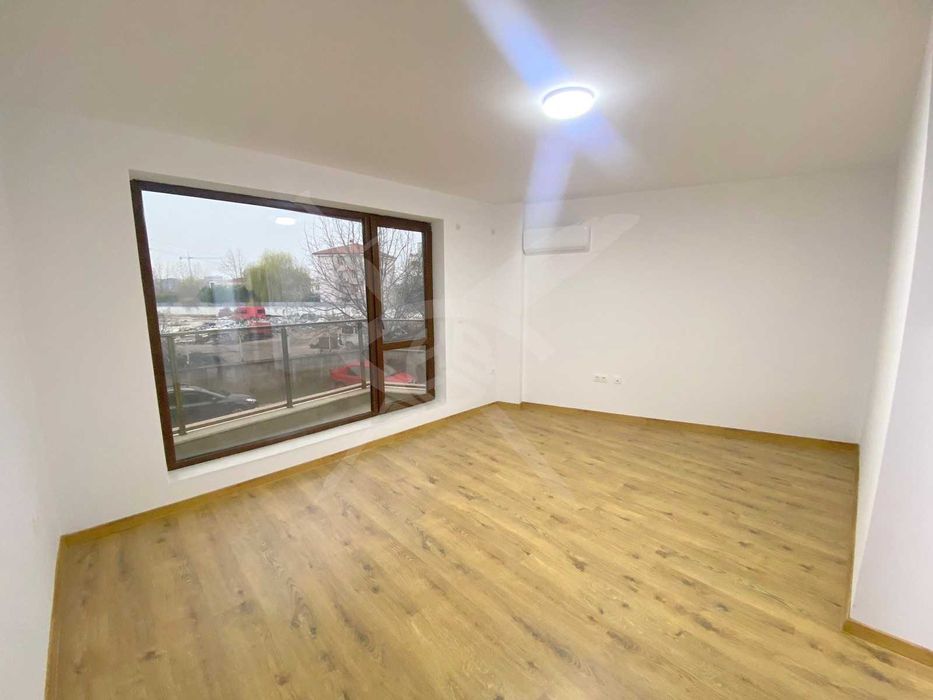 Продава се Многостаен апартамент в Пловдив, Христо Смирненски - 180 кв.м за 1053 €/кв.м - Снимка #8