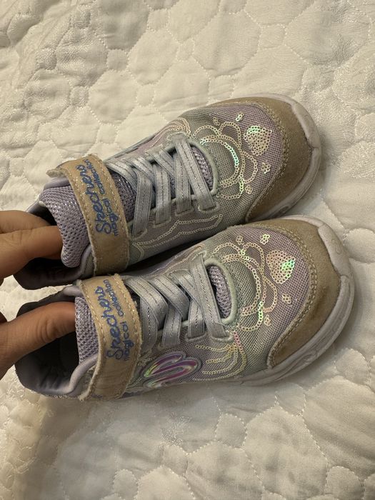 Детские кроссовки skechers