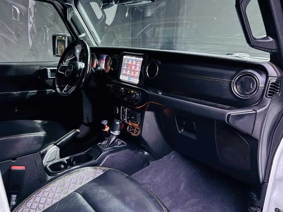 JEEP Wrangler 2021 — imagine 5