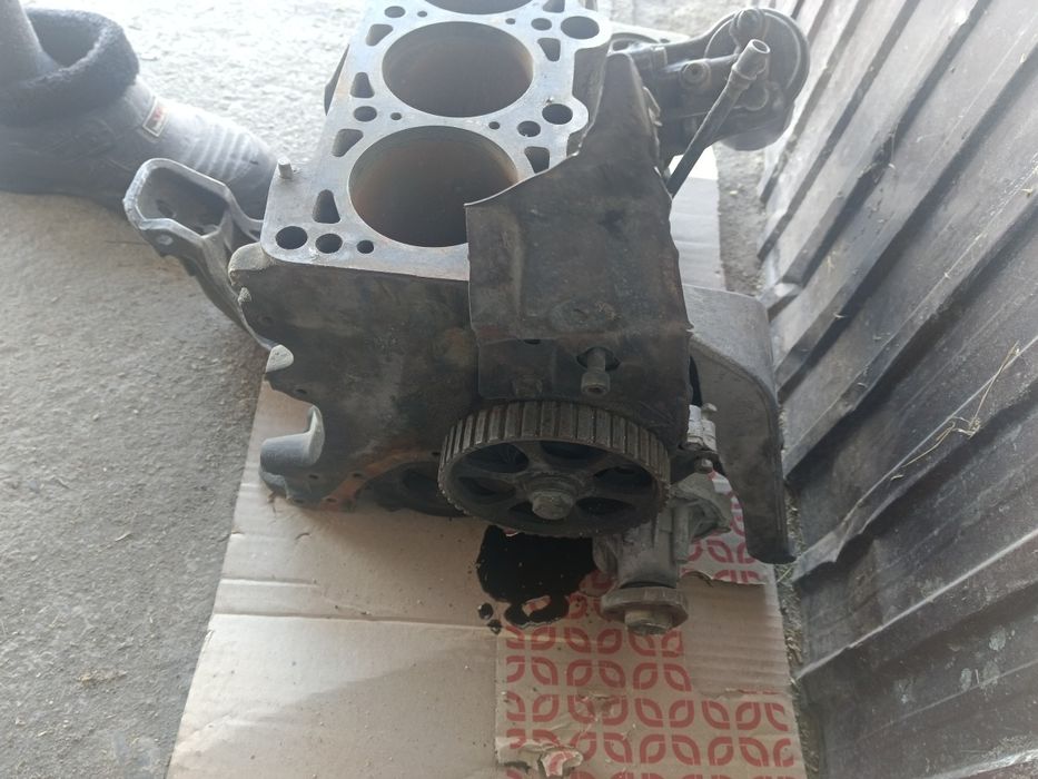 Блок на ауди 80б3