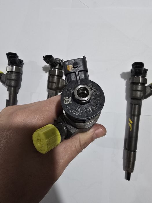 Injectoare Dacia/Renault/Nissan 1.5/1.6/1.7/2.3 dci