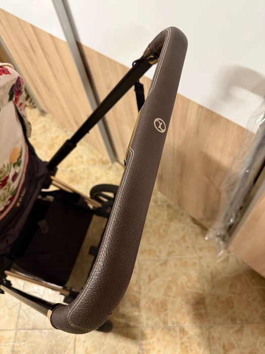 Cybex Spring Blossom e-Priam