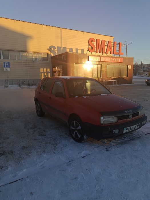 Продается Фольксваген гольф 1992 года