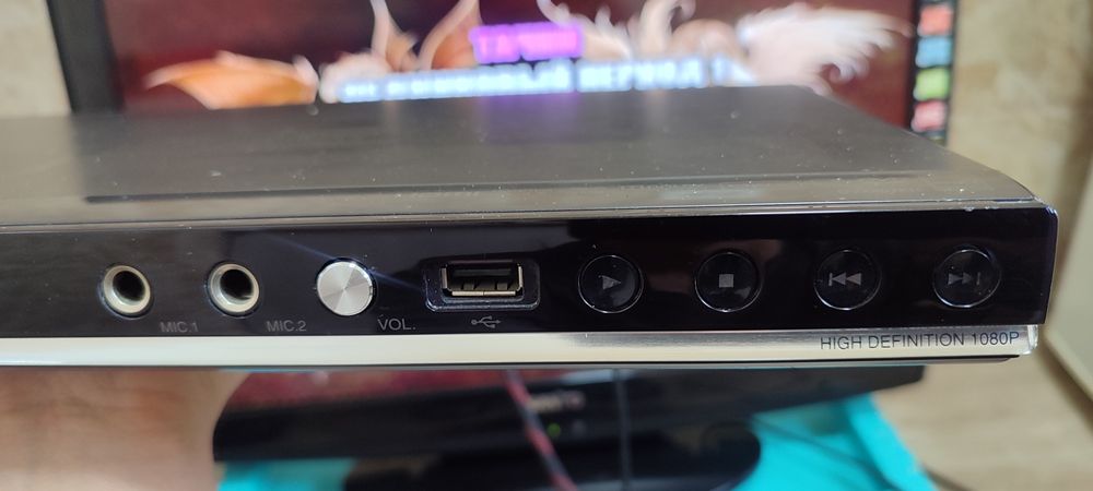 Жк телевизор Sanyo 24 k-40 и проигрыватель LG DVX -487kh.