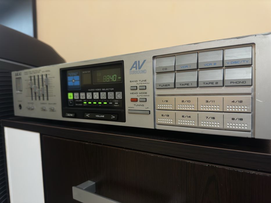 Ресивър AKAI AA-V205L