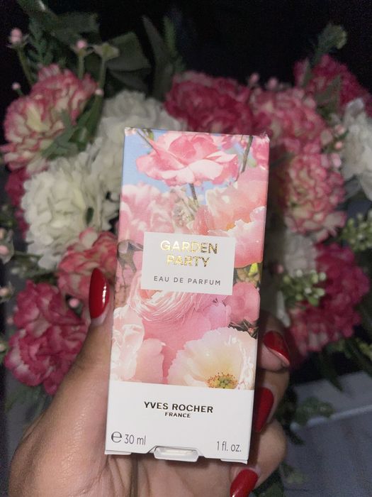 Apa de parfum Garden Party