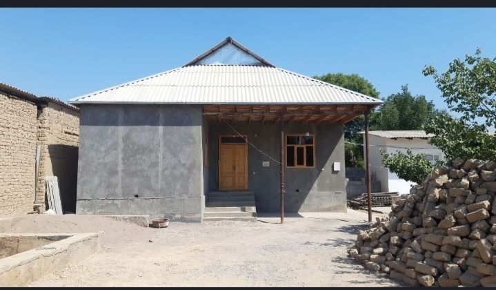 Uy sotiladi srochniy