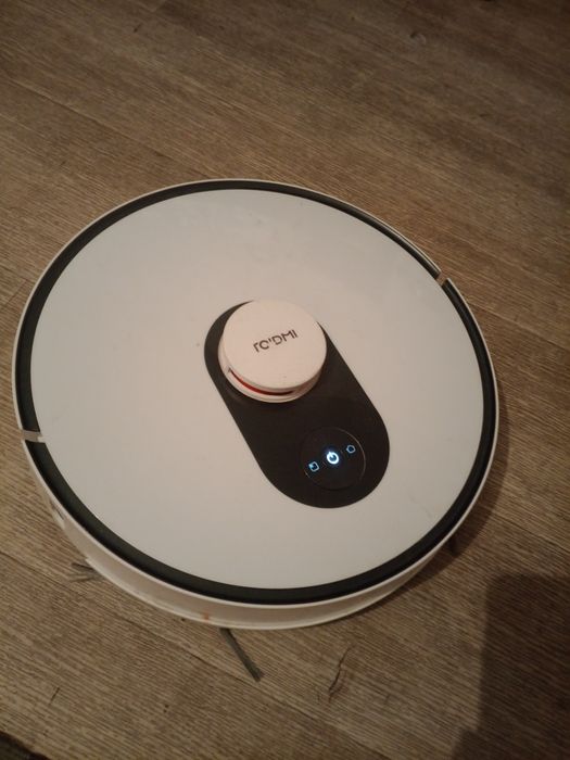 Робот пылесос родми