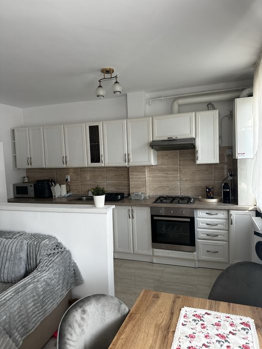 Apartament de inchiriat!