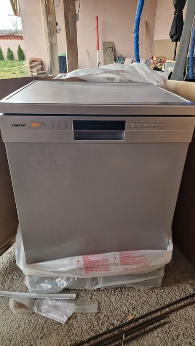 Свободно стояща съдомиална машина