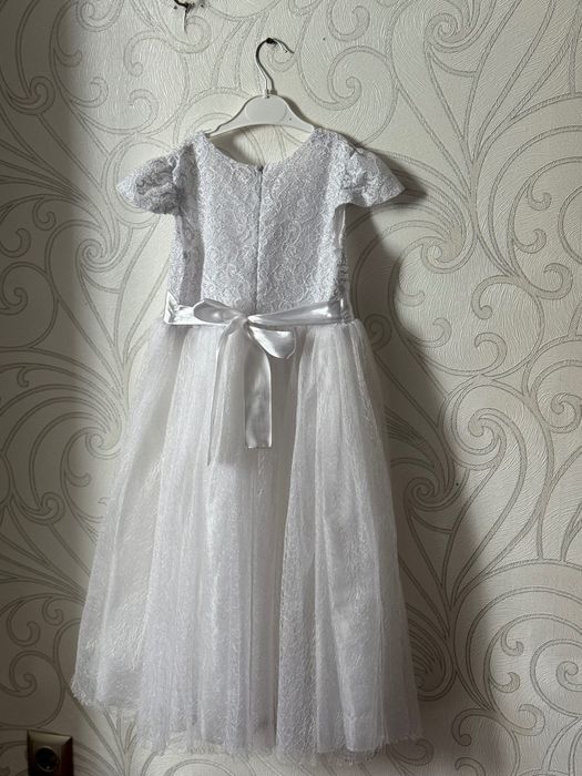 Платье нарядное для девочки на выпускной