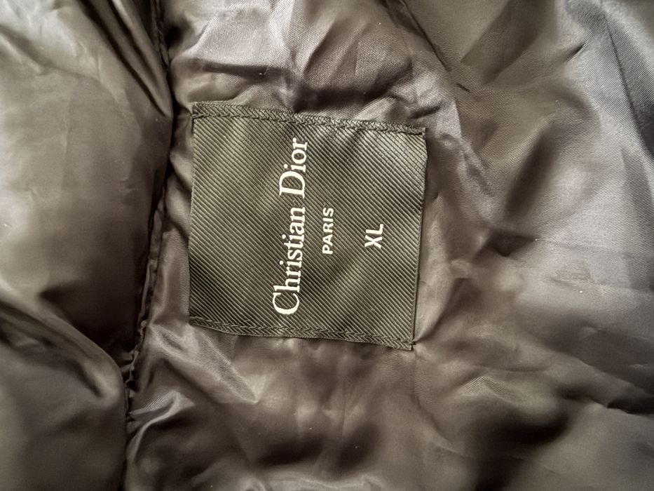 Geacă puffer tip Christian Dior gri lucioasă model premium mărimea