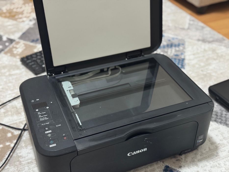 Принтер фирмы Canon