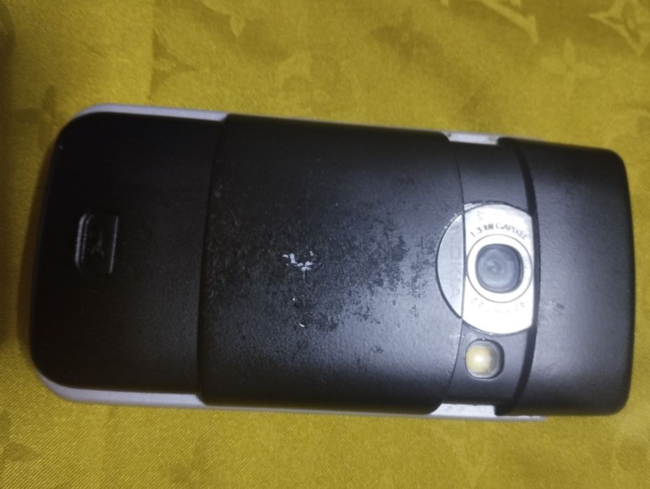 Assalom alekum Telefon Sotiladi Original Nokia 6680