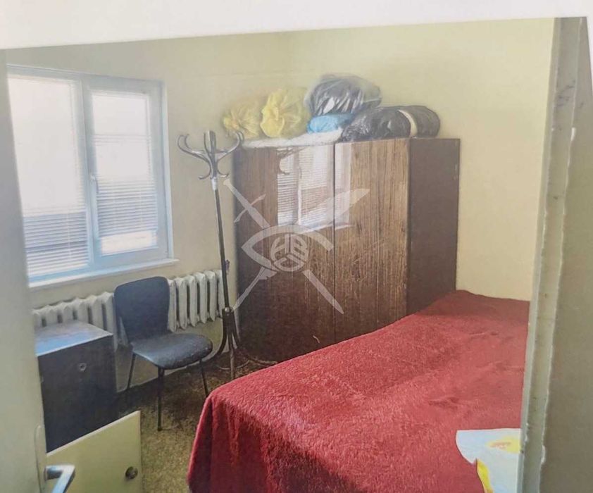 Продава се Къща в с. Момина църква, Област Бургас - 240 кв.м за 117 €/кв.м - Снимка #3