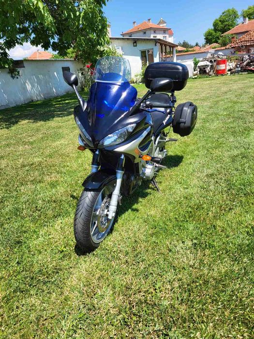 Yamaha Fazer 600