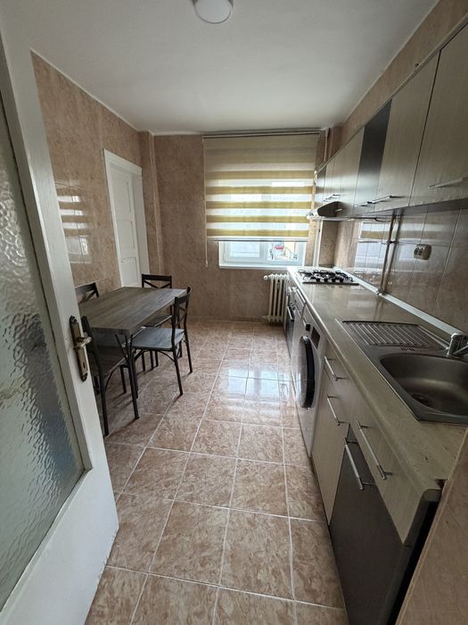 Apartament 2 camere, Emil Avramescu