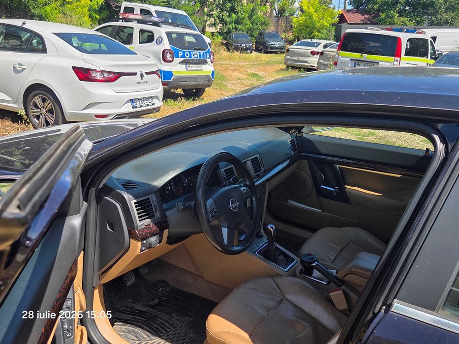 Opel Signum 2005