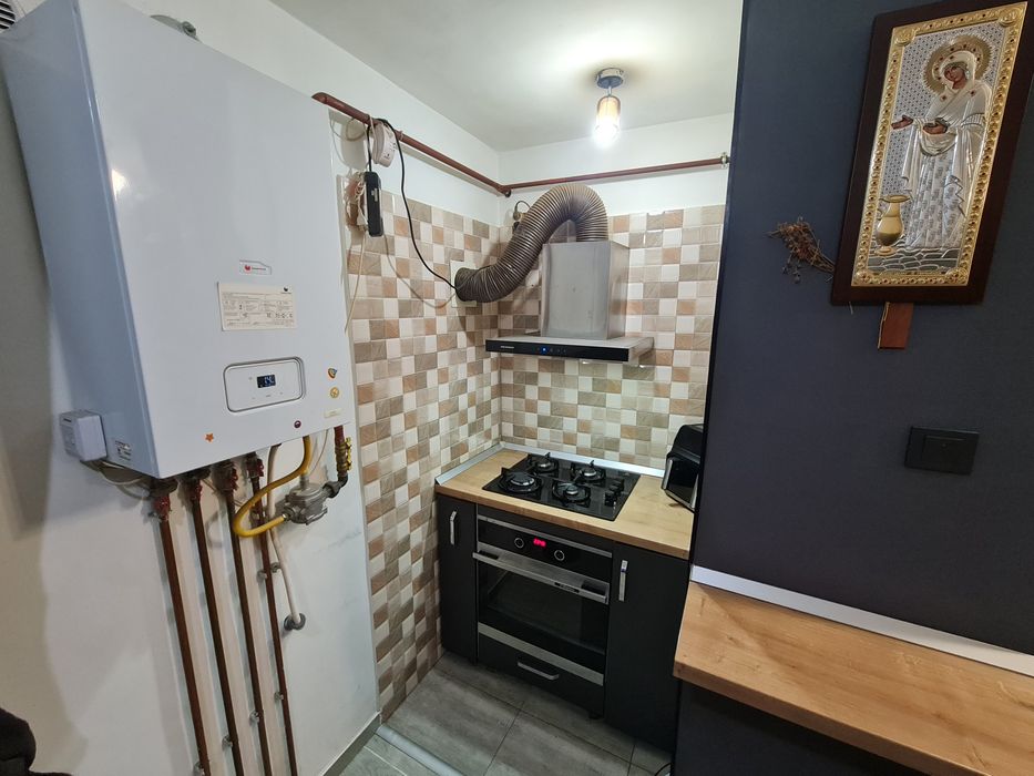 Apartament 2 camere Rovine