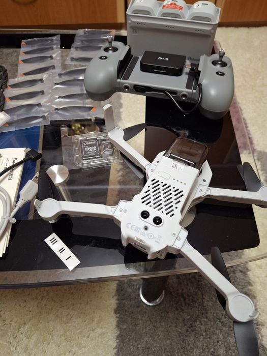 Drona Potensic Atom 2  fly more combo 

Produs perfect funcțional,se vinde la cutie.