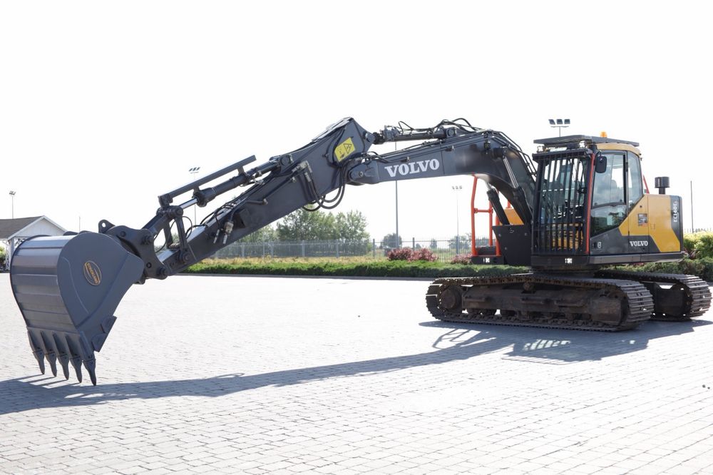 Volvo excavator ec140 pe senile 15tone