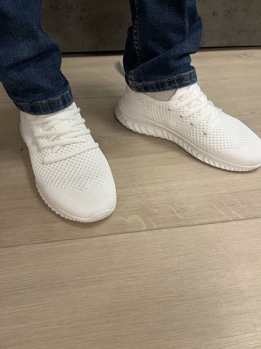Adidasi albi - gri - diferite modele si marimi - pt sala / mers pe jos