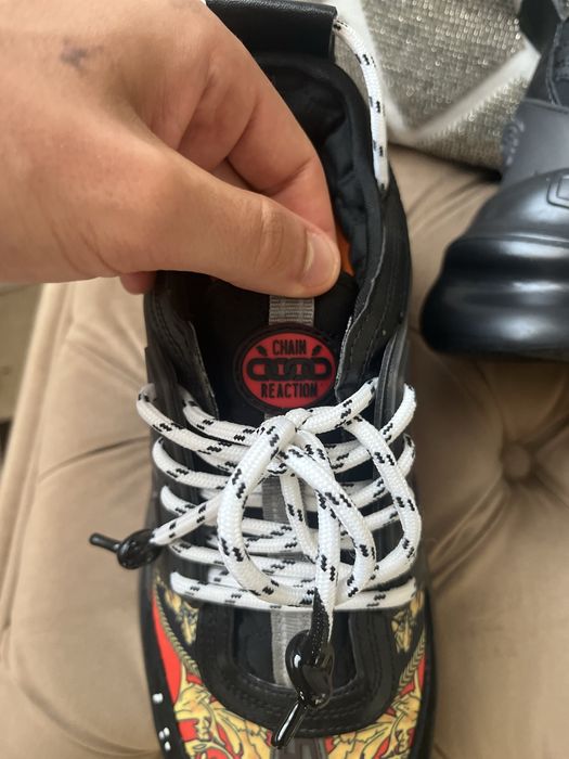 Versace chain reaction negri rosu auriu marime 43