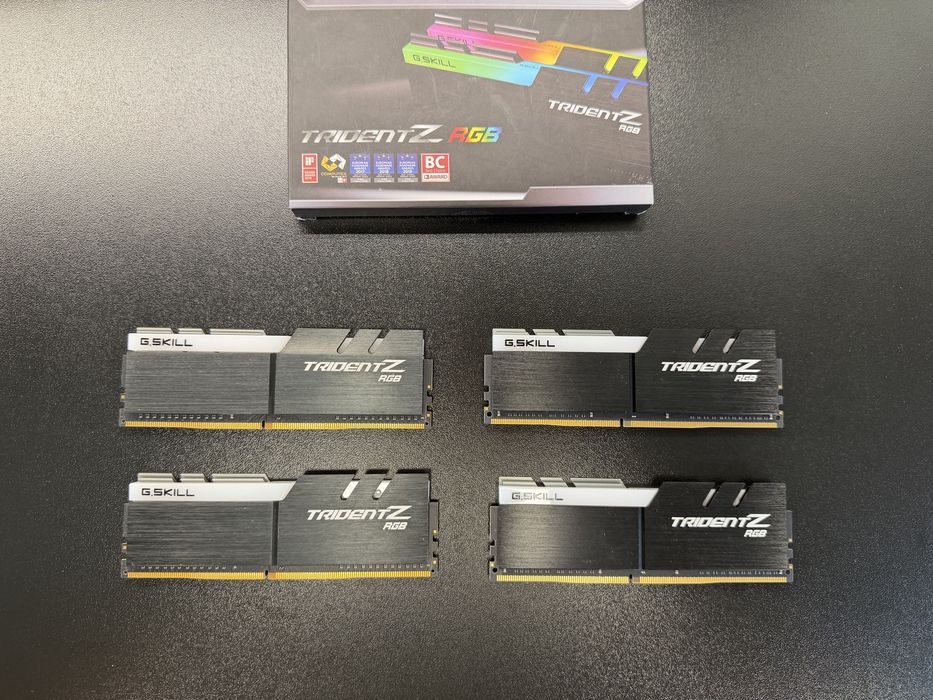 RAM памет G.SKILL Trident Z RGB 2x16GB, 2x8GB