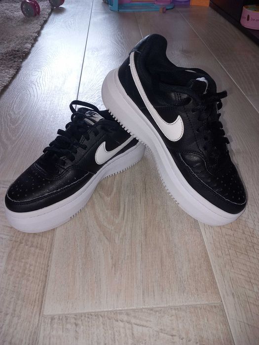 Маратонки Nike court vision alta