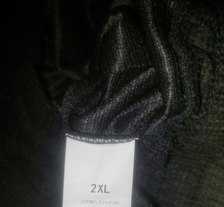 Продавам чисто нов спортно-елегантен панталон.