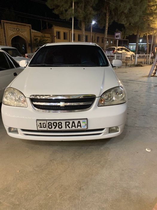 Shevralet Lacetti 2011