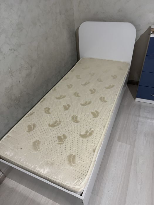 2 кровати детская мебель