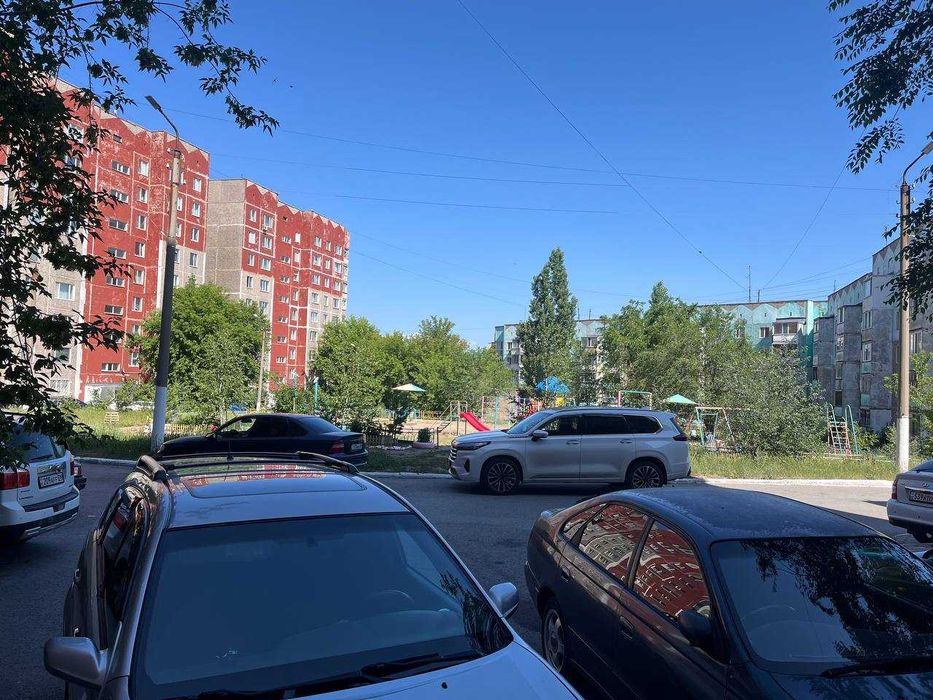 Продаётся 1 ком улучшенная планировка на 8 мкр