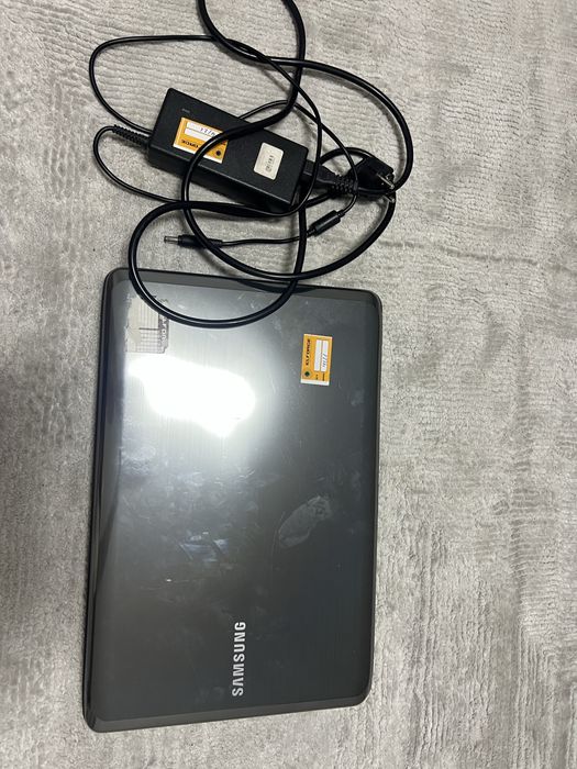 Продаю ноутбук sumsung