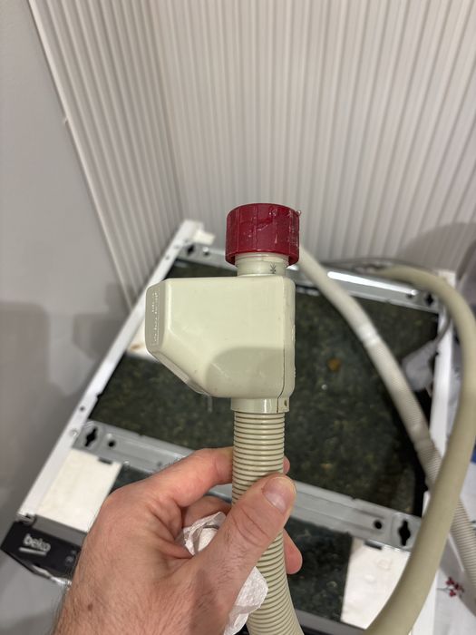 Masina de spalat vase incorporabila slim functionabila BEKO DIS26020, 2017, 10 seturi, 6 programe, 45 cm, A++, stare buna