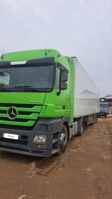 Mersedes aktros +Schmitz sk024