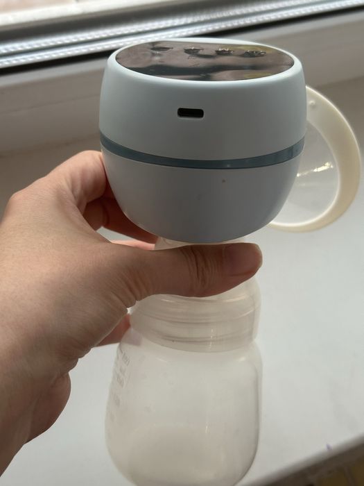 Продам молокоотсос элекрический !