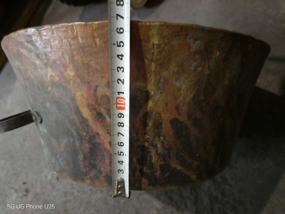 Продавам  2 броя капаци