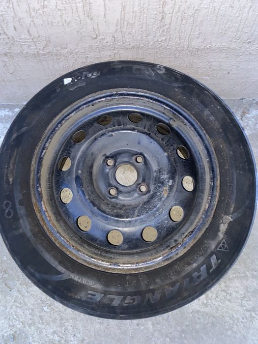 Продам шины летние 15 размер