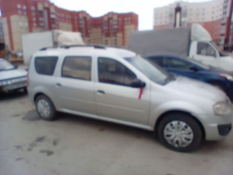 Лада Ларгус 2014год газ бензин