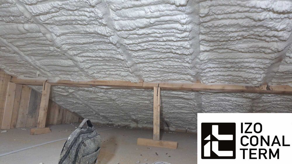 Executam izolații cu spumă poliuretanică celulă deschisă