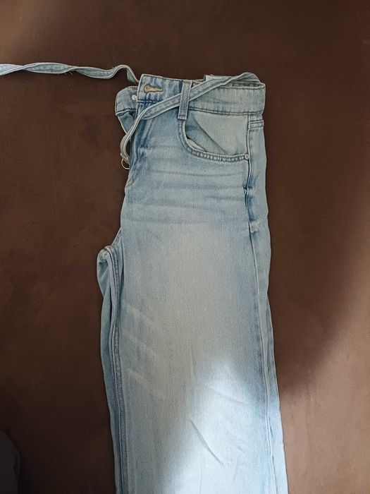 Продавам  3 чифта дънки