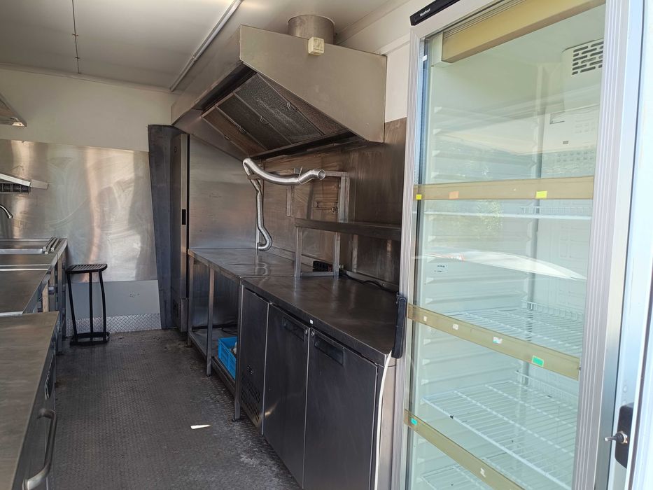 Търговска каравана кемпер -бира скара/Възможна съвместна работа