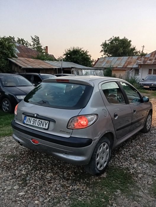 Peugeot 206 1.4 diesel 2500 lei