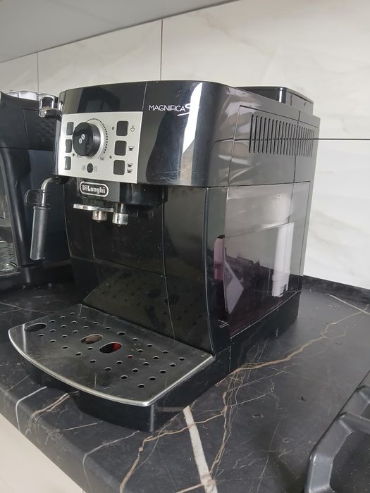 Espressor automat De'Longhi Magnifica S – Stare perfectă